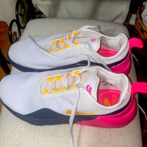 Women’s size 8.5 Nikes